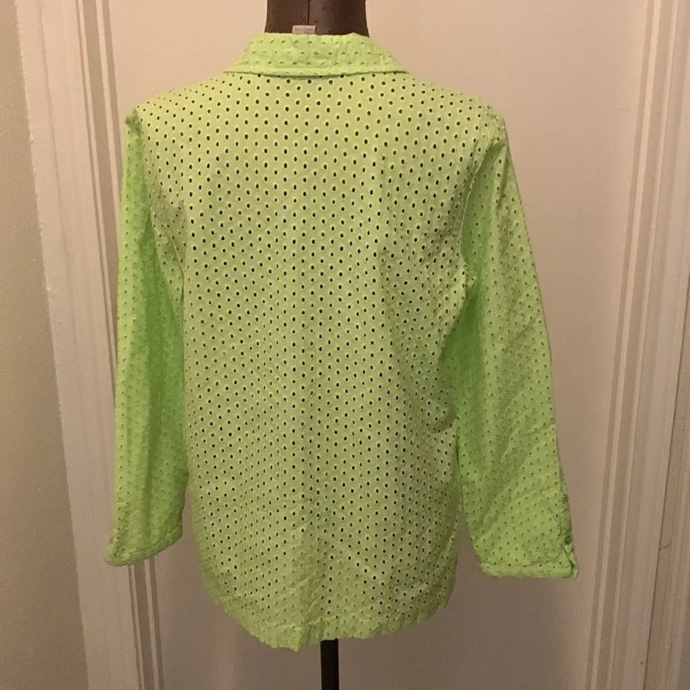 3for$20 button front m - Picture 2 of 3
